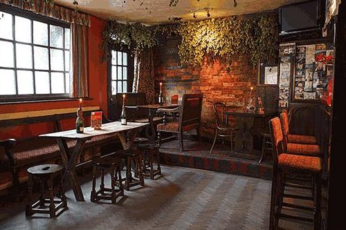 The Lamb Inn Марлборо Экстерьер фото